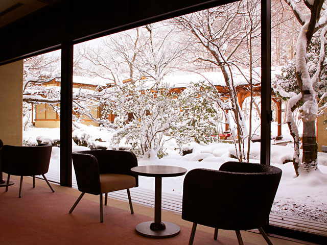 仙郷中庭の雪景色